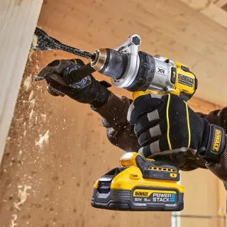 Акумулаторна ударна бормашина DeWALT  DCD1007NT-XJ/ 18V