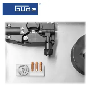 Телоподаващ заваръчен апарат GUDE SG 131 A-SYN/ 120A