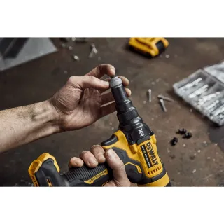 Акумулаторна нитачка за поп-нитове DeWALT DCF403E1GT/ 18V/ 1.7Ah