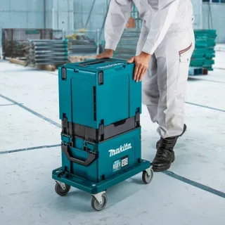 Зарядна станция за 12 батерии Makita BCC02/ 40 V