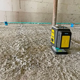 Линеен лазер + статив Nivel System CL3B + SJJ-M1 EX/ 30 м