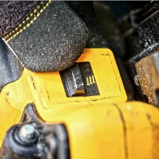 Акумулаторен такер за пирони DeWALT DCN930N-XJ/ 18V