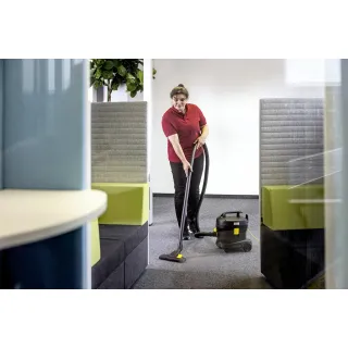 Прахосмукачка за сухо почистване Karcher T 11/1 Classic Adv Re!Plast с кабел с букса/ 850W Прахосмукачка за сухо почистване Karcher T 11/1 Classic Adv Re!Plast с кабел с букса/ 850W
