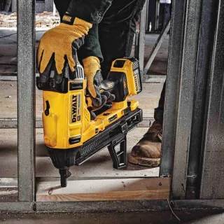 Акумулаторен такер DeWALT DCN890N 18 V