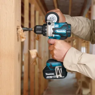 Акумулаторен винтоверт Makita DDF492RTJ/ 18V/ 2х5Ah Акумулаторен винтоверт Makita DDF492RTJ/ 18V/ 2х5Ah