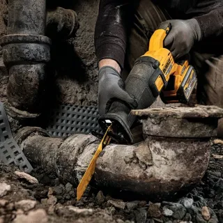 Акумулаторен саблен трион DEWALT DCS389X2-QW/54/18V/ 3/9 Ah
