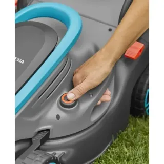 ПРОМО ПАКЕТ! Акумулаторна косачка PowerMax32 + Акумулаторна въздуходувка 18V-P4A + подарък зарядно и батерия GARDENA