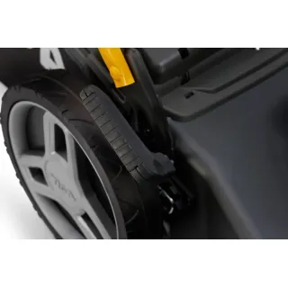 Бензинова косачка Stiga Combi 748 S/ 2.2kW