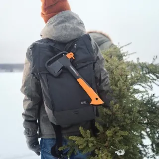 Брадва с пластмасова кания Fiskars XS X7/ 355 мм