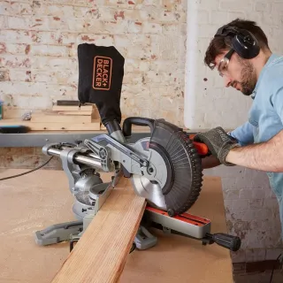 Герунг циркуляр Black and Decker BES700/ 1600W Герунг циркуляр Black and Decker BES700/ 1600W