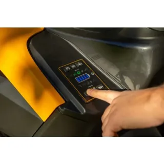 Акумулаторна тракторнa косачкa STIGA Tornado 398e/ 56V