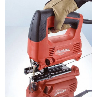 Електрически прободен трион Makita M4301