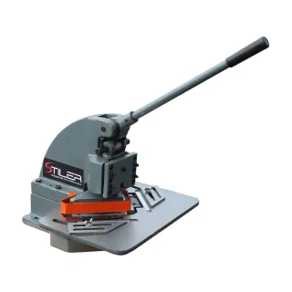 Гилотина за ламарина STILER HN 4/ 4 т Гилотина за ламарина STILER HN 4/ 4 т