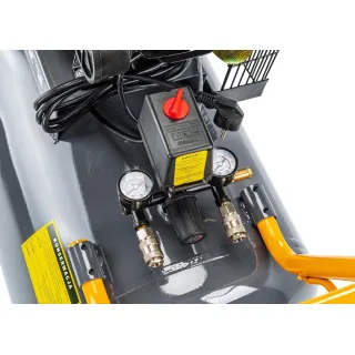 Маслен монофазен компресор Powermat PM-KO-200T-230V/ 3 kW/ 200 л