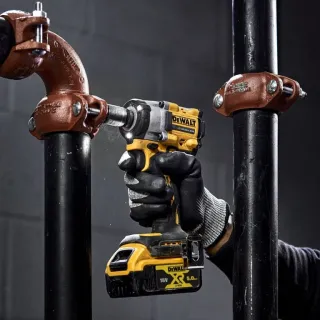 Акумулаторен гайковерт DeWALT DCF921NT/ 18V