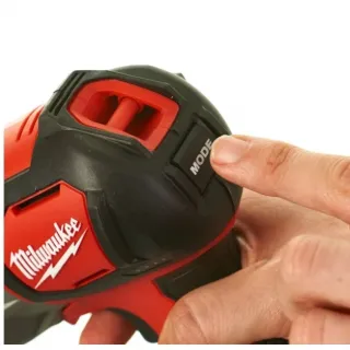 Акумулаторен прожектор Milwaukee M12SLED-0/ 12V