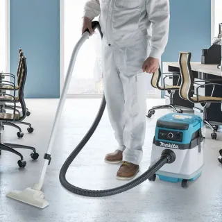 Акумулаторна прахосмукачка Makita DVC155LZ/ 18+18 V