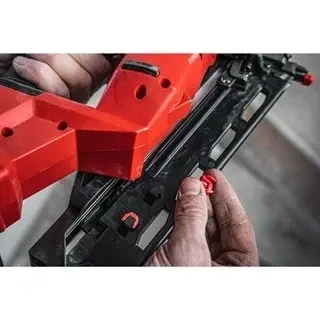 Акумулаторен такер MILWAUKEE M18FN15GA-0X/ 18V