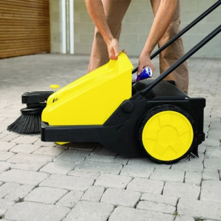 Метачка с ръчно водене Karcher S 750 60 кв.м