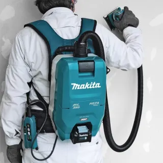 Акумулаторна прахосмукачка Makita VC009GZ01/ 40V