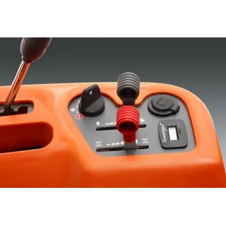 Трактор райдер за косене Husqvarna R 214C/ 8.4 kW/ 11.26 к.с.