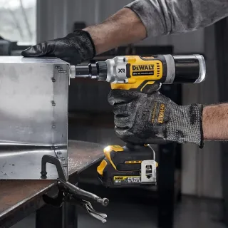 Акумулаторна нитачка за поп-нитове DeWALT DCF414E2GT/ 18V/ 2x2Ah