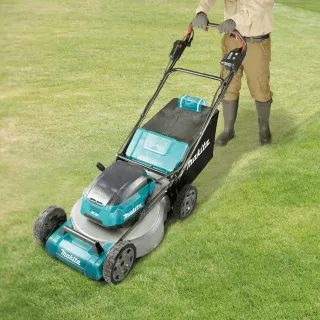 Акумулаторна косачка Makita DLM462Z/ 2x18V