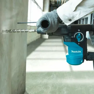 Перфоратор Makita HR3001CJ SDS-plus/ 1050W