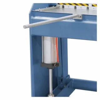 Пневматична гилотина BERNARDO PTS 1270 x 1,2 Пневматична гилотина BERNARDO PTS 1270 x 1,2
