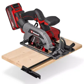 Акумулаторен ръчен циркуляр + диск Einhell TP-CS 18/136-C Li BL/ 18 V Акумулаторен ръчен циркуляр + диск Einhell TP-CS 18/136-C Li BL/ 18 V