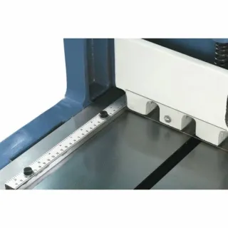 Гилотина BERNARDO FBS 1320