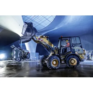 Водоструйка Karcher HDS 8/18-4 C Classic/ 5.5kW Водоструйка Karcher HDS 8/18-4 C Classic/ 5.5kW