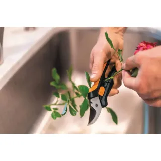Ножица за цветя Fiskars Solid Snip SP14/ 240 мм Ножица за цветя Fiskars Solid Snip SP14/ 240 мм