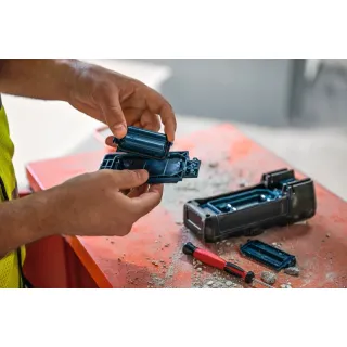 Дигитален мултицет Bosch GDM 600-15 + MH1/ 600V