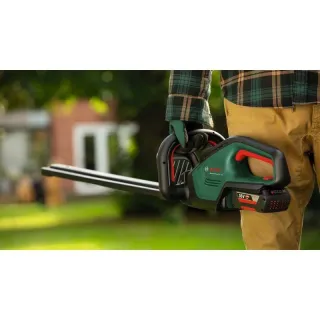 Акумулаторен храсторез BOSCH UniversalHedgeCut 36V-55-24/ 36V/2Ah