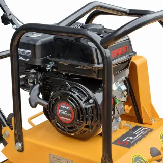 Виброплоча STILER 90 kg/ 20 KN/ 6,5 к.с. Виброплоча STILER 90 kg/ 20 KN/ 6,5 к.с.