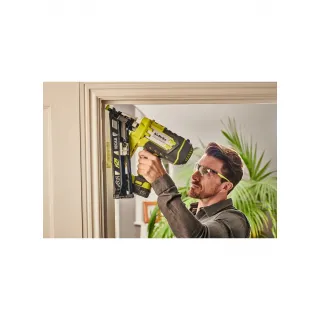 Акумулаторен такер Ryobi R18GN18-120S/ 18V/ 2.0Ah