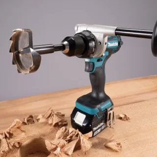 Комплект акумулаторни ъглошлайф, перфоратор и винтоверт Makita DLX3223TJ/ 18V/ 2x5Ah Комплект акумулаторни ъглошлайф, перфоратор и винтоверт Makita DLX3223TJ/ 18V/ 2x5Ah