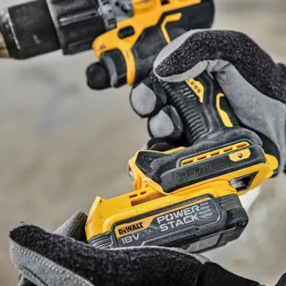 Акумулаторна бормашина DeWALT DCD805E1T/ 18 V/ 1.7Ah