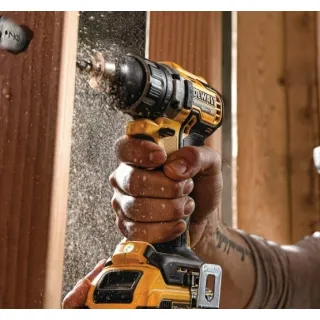 Комплект акумулаторни винтоверти DeWALT DCK266M2T/ 18V/ 2x4Ah