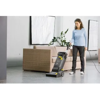 Подопочистващ автомат Karcher BR 30/4 C / 820W