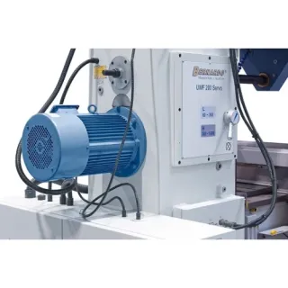 Универсална фреза BERNARDO UWF 200 Servo/ 7.5kW
