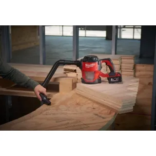 Акумулаторна прахосмукачка Milwaukee M18CV-0/ 18V