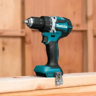 Акумулаторен винтоверт Makita DDF484Z/ 18V