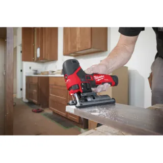 Акумулаторен прободен трион MIlwaukee M12 FJS-422X/ 12V/ 2Ah/ 4Ah