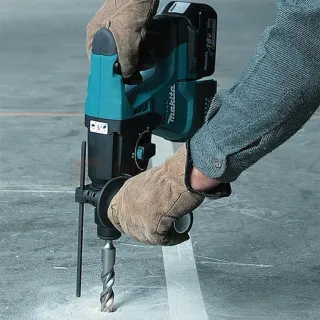 Акумулаторен перфоратор Makita DHR243Z / 18V