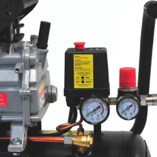 Маслен компресор Rexxer RH-13-503/ 1500 W/ 24 л/ 8 bar