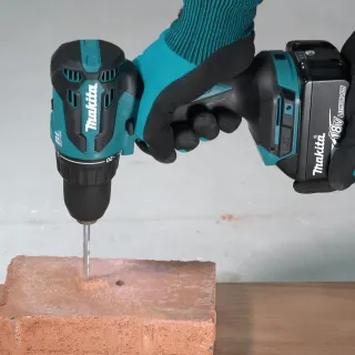 Акумулаторен ударен винтоверт MAKITA DHP490Z LXT/ 18 V Акумулаторен ударен винтоверт MAKITA DHP490Z LXT/ 18 V