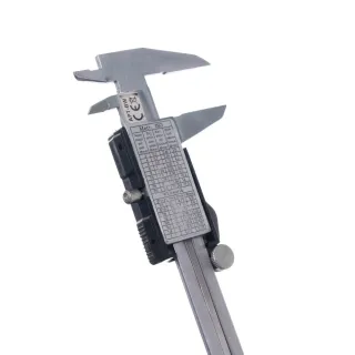 Дигитален шублер TAGRED TA4101 с LCD дисплей/ 0 до 150 мм Дигитален шублер TAGRED TA4101 с LCD дисплей/ 0 до 150 мм