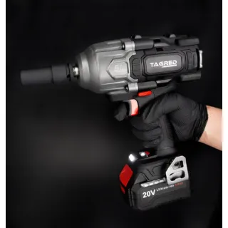 Акумулаторен безчетков ударен гайковерт TAGRED TA8000/ 20V/ 2x4Ah Акумулаторен безчетков ударен гайковерт TAGRED TA8000/ 20V/ 2x4Ah